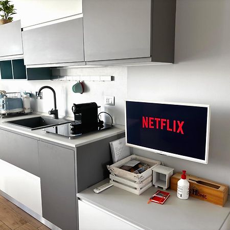 Vinhome Bilocale Con Garage Privato Alba Centro Экстерьер фото