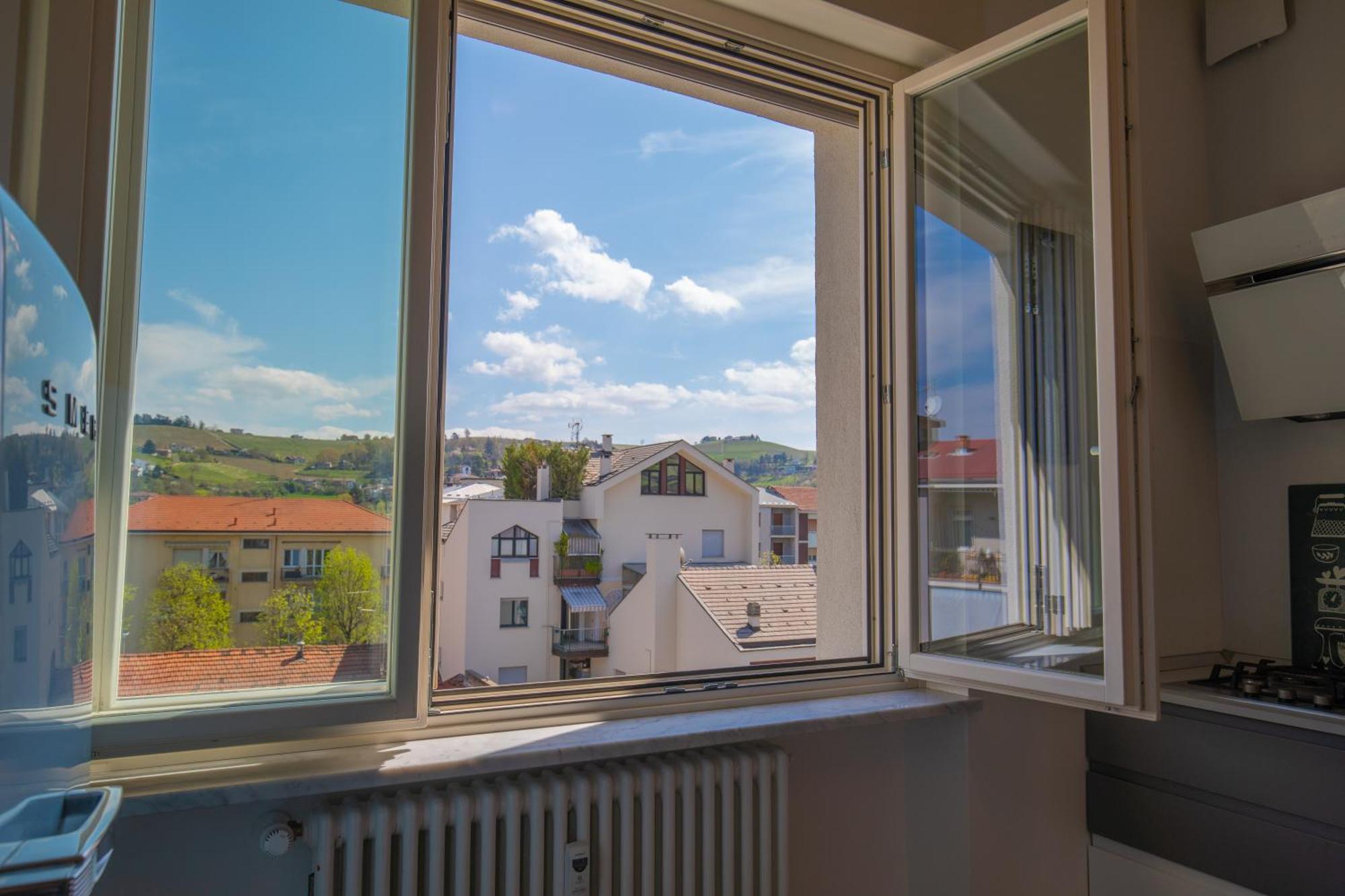 Vinhome Bilocale Con Garage Privato Alba Centro Экстерьер фото