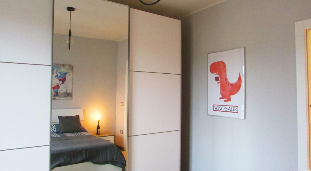 Vinhome Bilocale Con Garage Privato Alba Centro Экстерьер фото