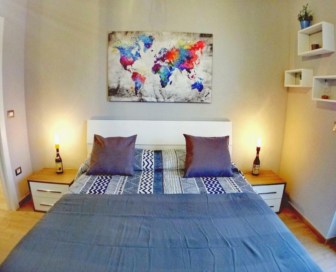 Vinhome Bilocale Con Garage Privato Alba Centro Экстерьер фото